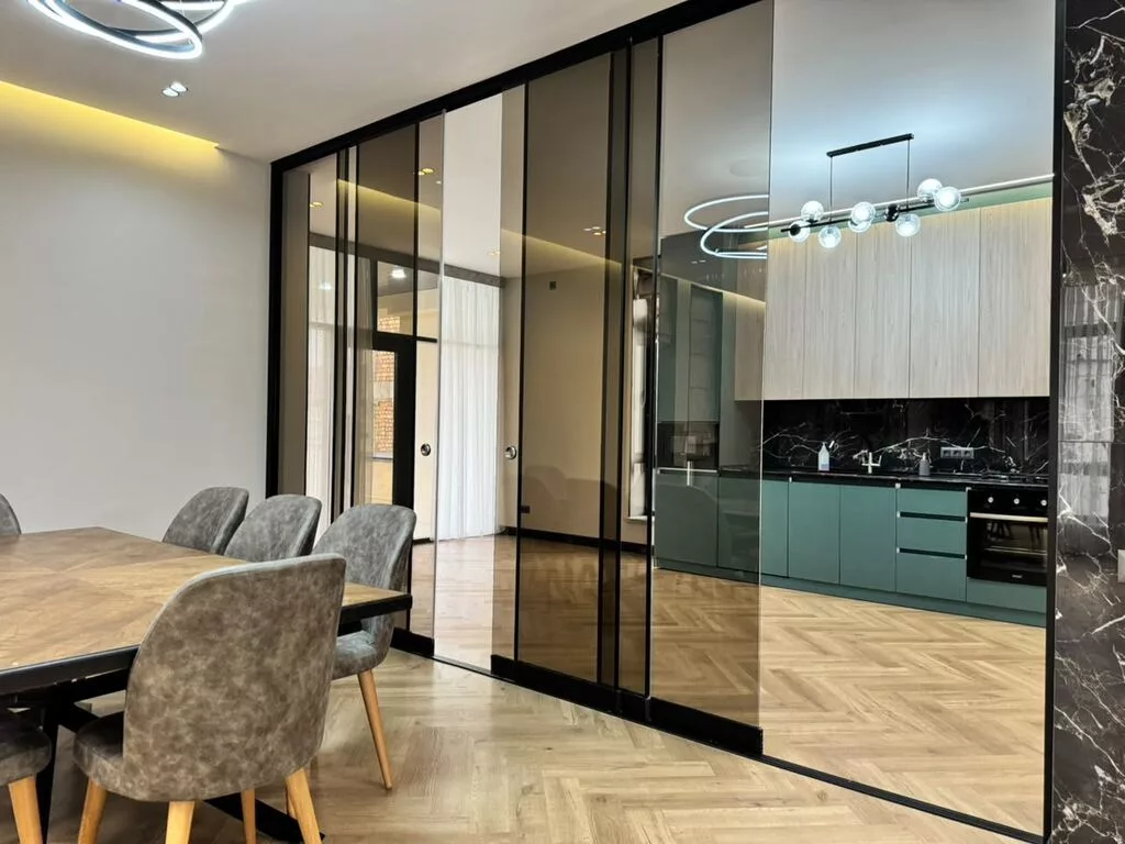 500 м², 6 комнат и более
