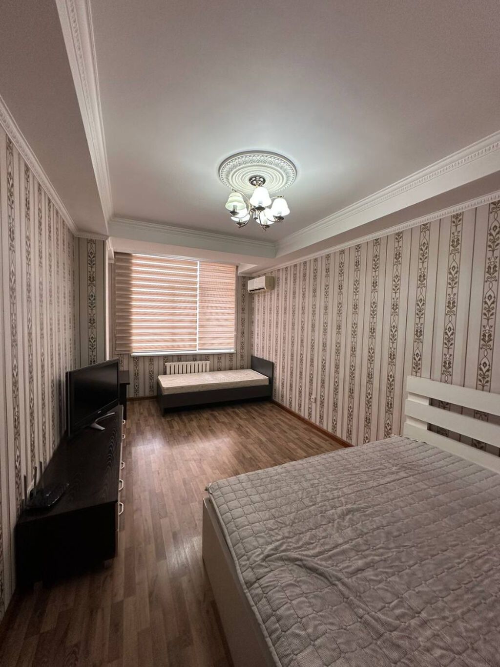 1 комната, 45 м², магазин Космос Элитка, 9 этаж, Дизайнерский ремонт