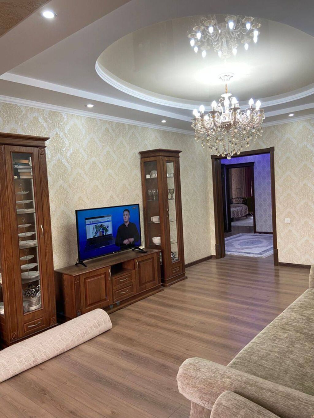 3 комнаты, 106 м², Ак-Кеме (старый аэропорт) Элитка, 9 этаж, Свежий ремонт