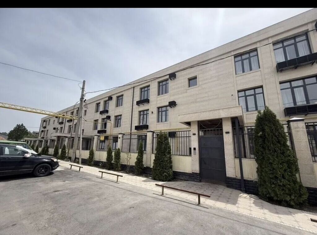 2 комнаты, 80 м², Элитка, 2 этаж, Дизайнерский ремонт