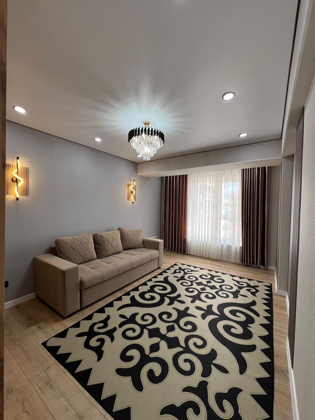 2 комнаты, 47 м², АЮ Гранд Элитка, 5 этаж, Дизайнерский ремонт