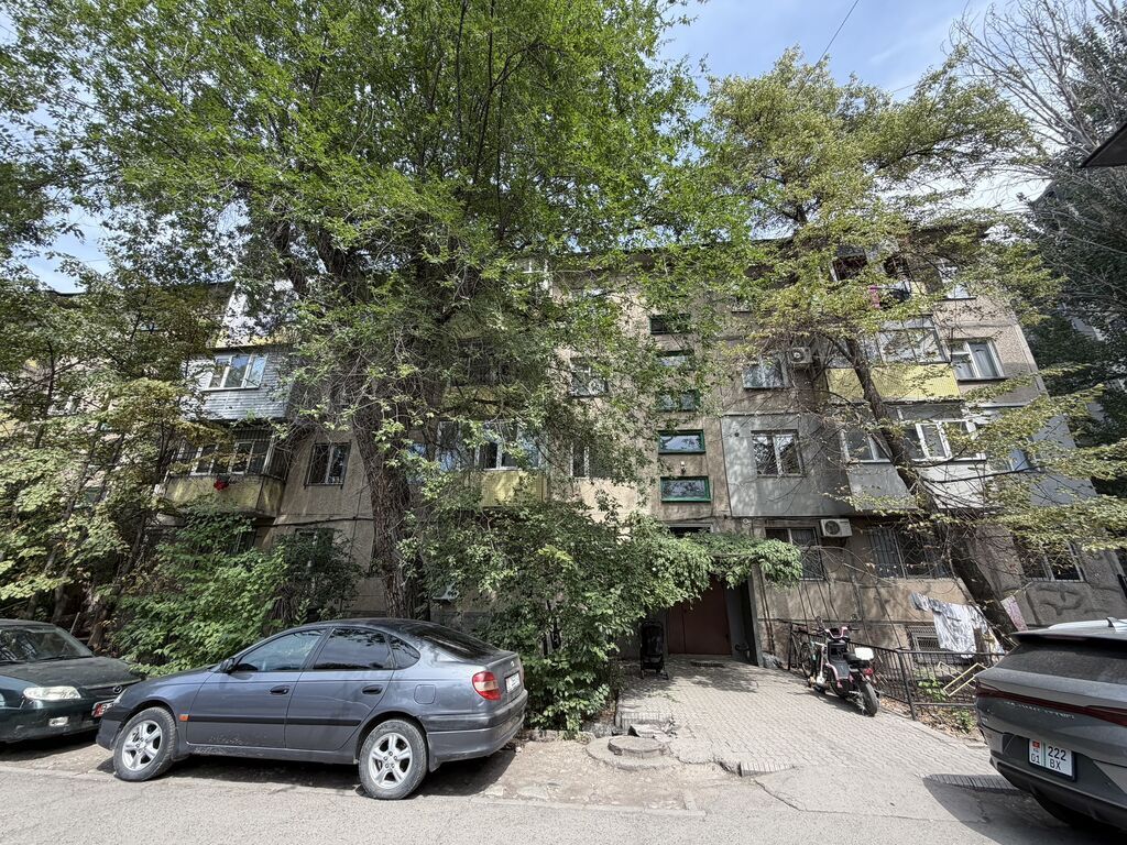 3 комнаты, 58 м², Юг-2 мкр 104 серия, 2 этаж