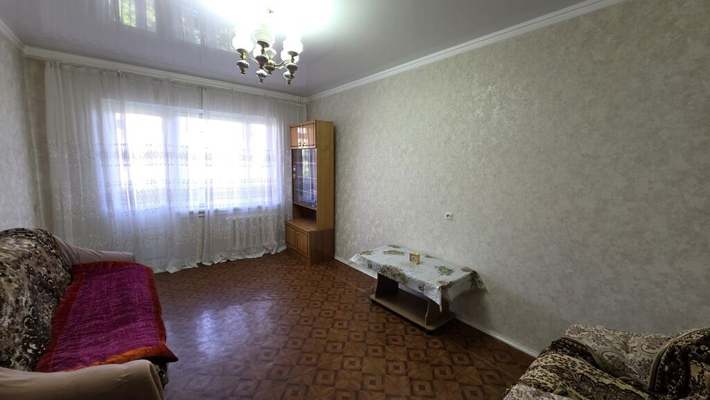 3 комнаты, 70 м², Аламедин-1 мкр 106 серия, 6 этаж, Косметический ремонт