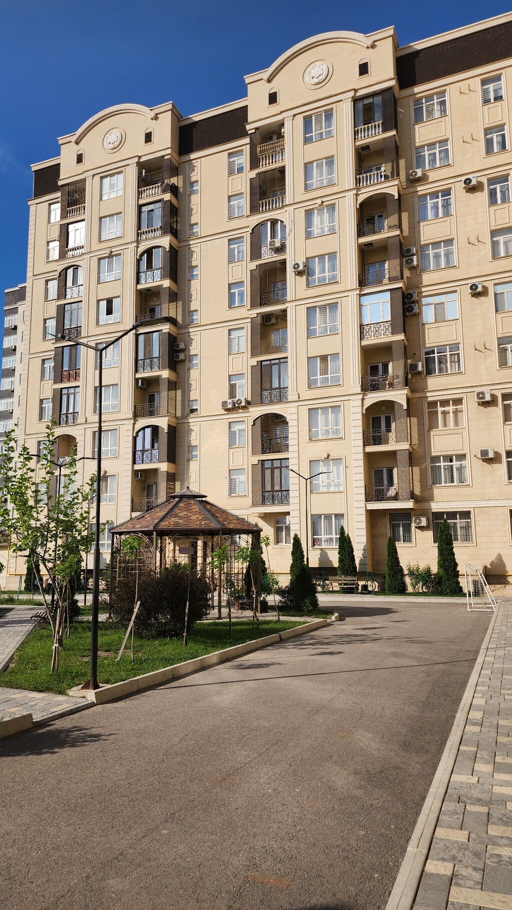 3 комнаты, 120 м², 7 мкр Элитка, 2 этаж, Евроремонт