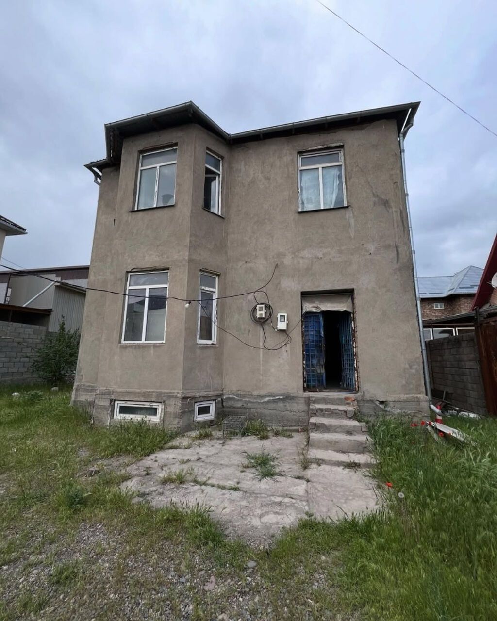 Продается дом в жилом массиве «Алтын-Ордо» Адрес: ж/м Алтын-Ордо, ул
