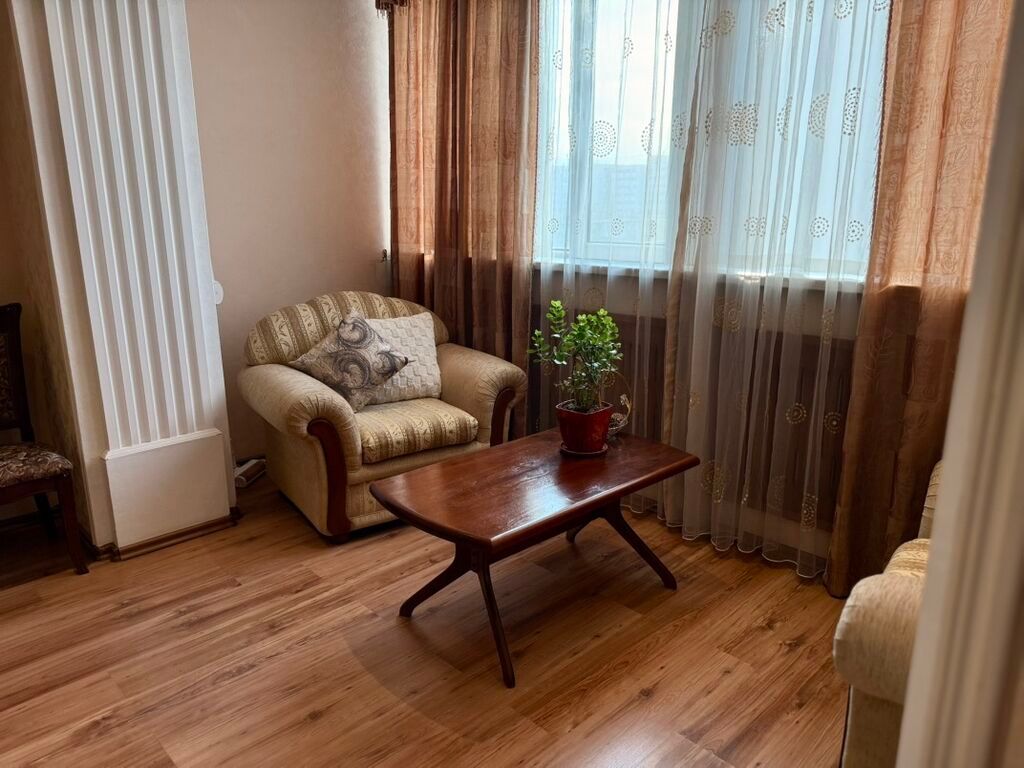 4 комнаты, 160 м², 9 мкр Элитка