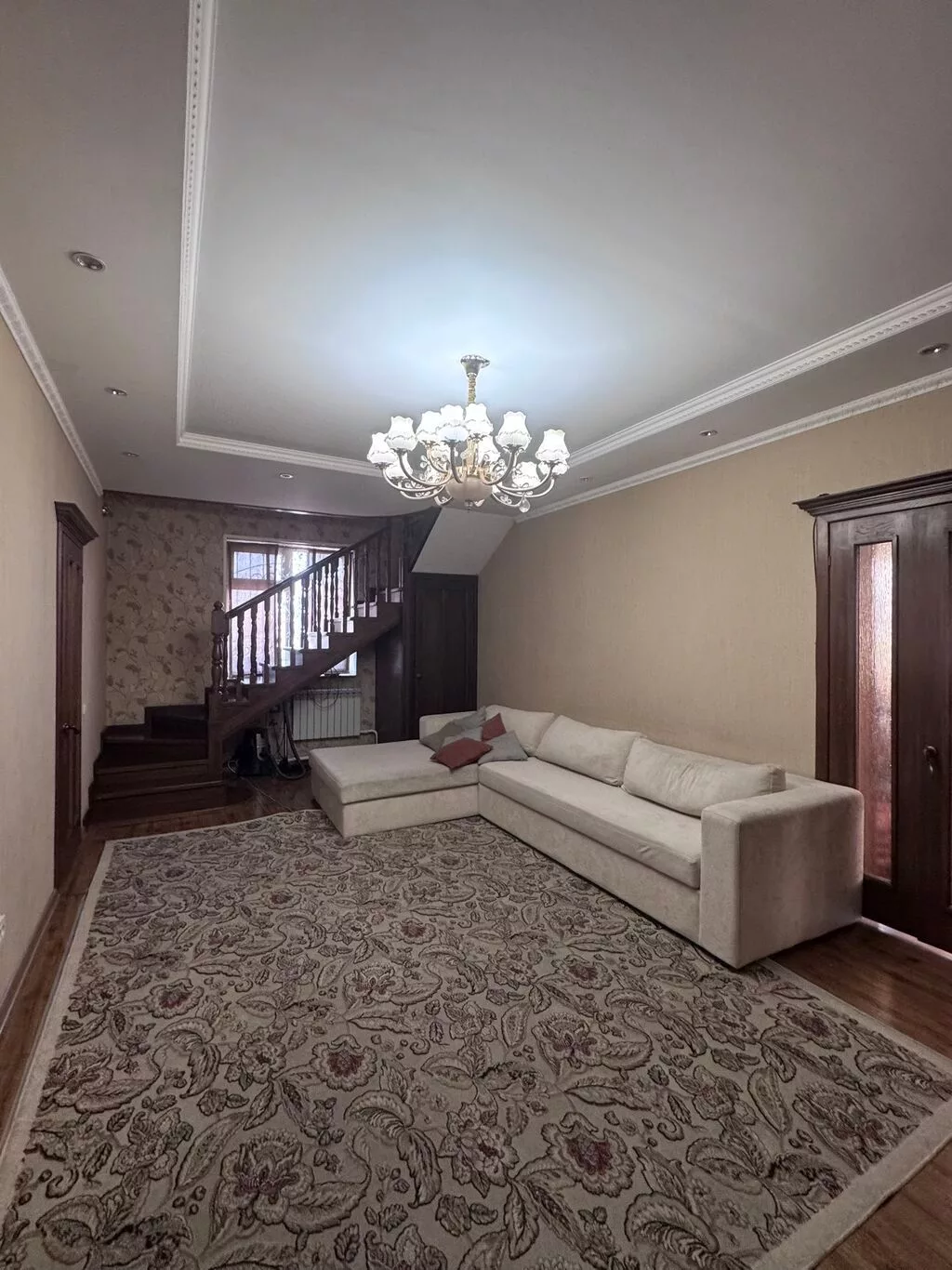 220 м², 6 комнат