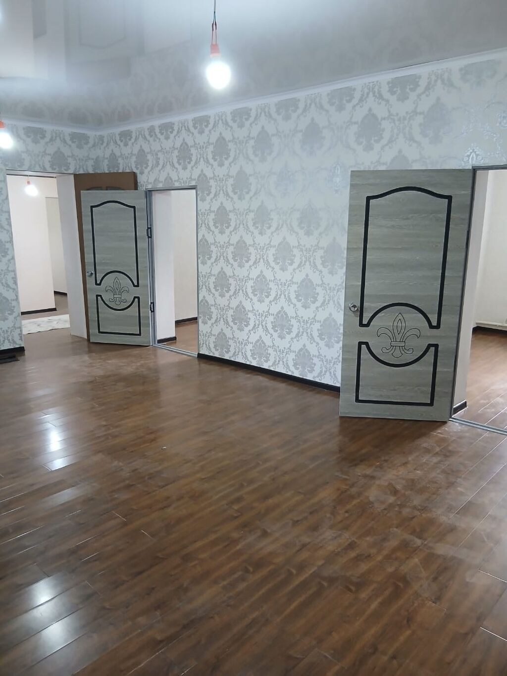 Срочно продаю дом 3-комн+кух+санузел Участок 2,5- сотки Район