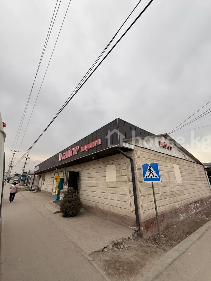 Продажа, коммерческая недвижимость: Чуйская область / Бишкек, город Бишкек, Ак-Ордо 3 ж/м — за 21 900 000 сом