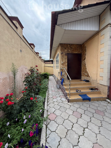 Продажа, дом, 6 и более-комн.: Чуйская область / Бишкек, город Бишкек, Тоголок-Молдо - БЧК — за 25 398 200 сом
