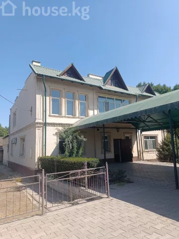 Аренда, дом, 6 и более-комн.: Чуйская область / Бишкек, город Бишкек, Тоголок-Молдо - БЧК - на долгий срок — за 218 975 сом
