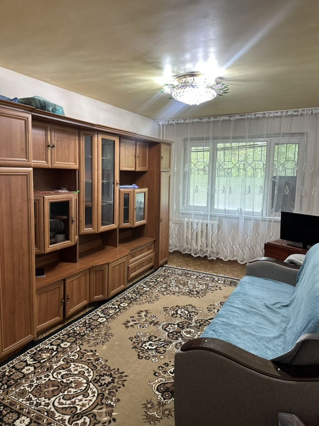 1‑комнатная квартира в 3х ком квартире 2 комнаты закрыты с мебелью и