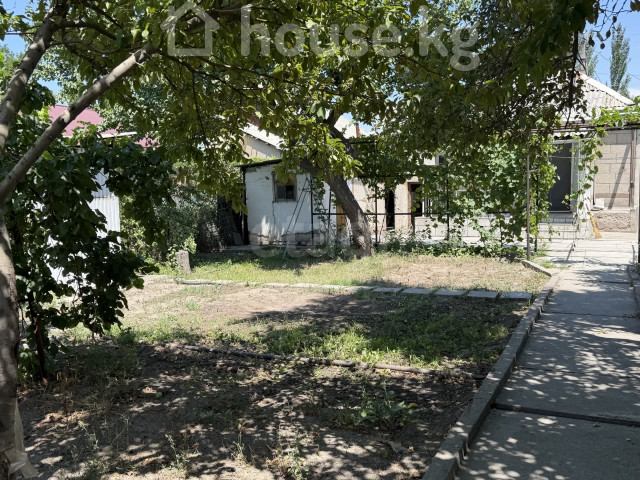 Продажа, дом, 4-комн.: Чуйская область / Бишкек, город Бишкек, Лебединовка — за 17 600 000 сом