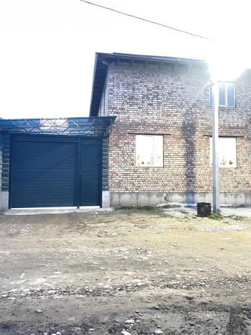 Продажа, дом, 4-комн.: Чуйская область / Бишкек, город Бишкек, Рухий Мурас ж/м — за 15 326 500 сом